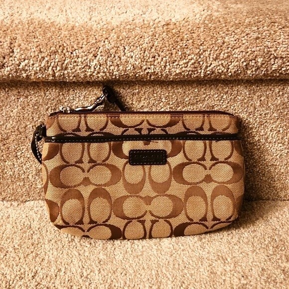 Coach Brown Signature Jacquard Fabric Wristlet - Picture 1 of 6